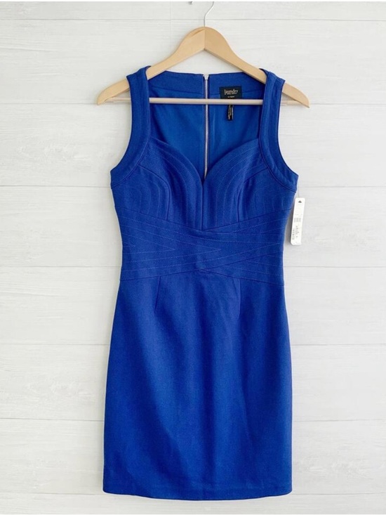 Laundry By Shelli Segal Dresses & Skirts - NWT! Laundry by Shelli Segal Royal Blue Sleeveless Sheath Dress